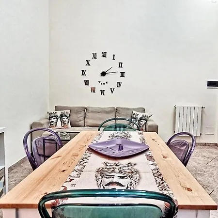 Zanzi 's 2 Apartment *