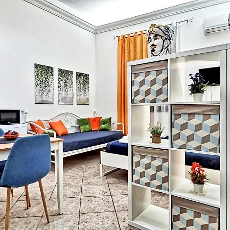 Zanzi 's 2 Apartment Avola